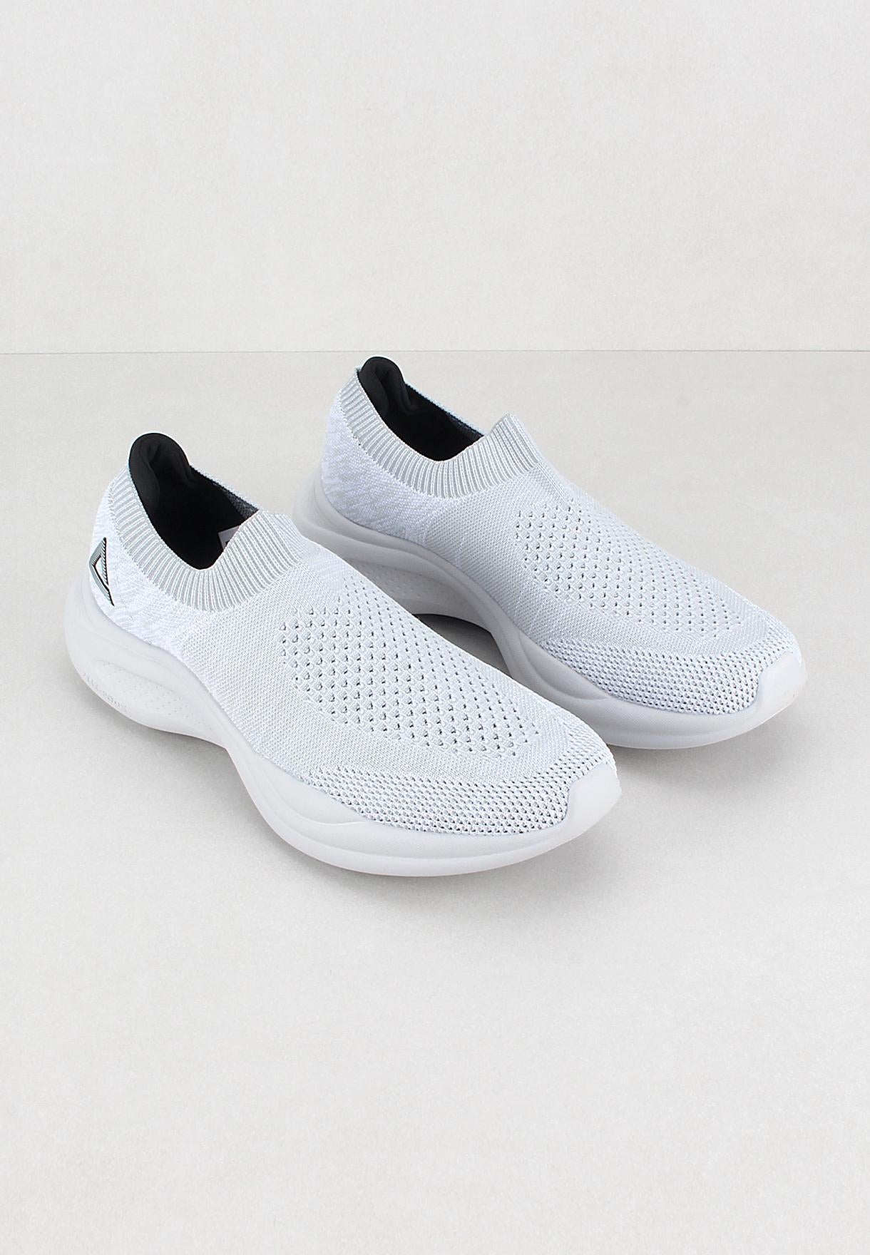 Peak Walking Shoes white grey E231541J