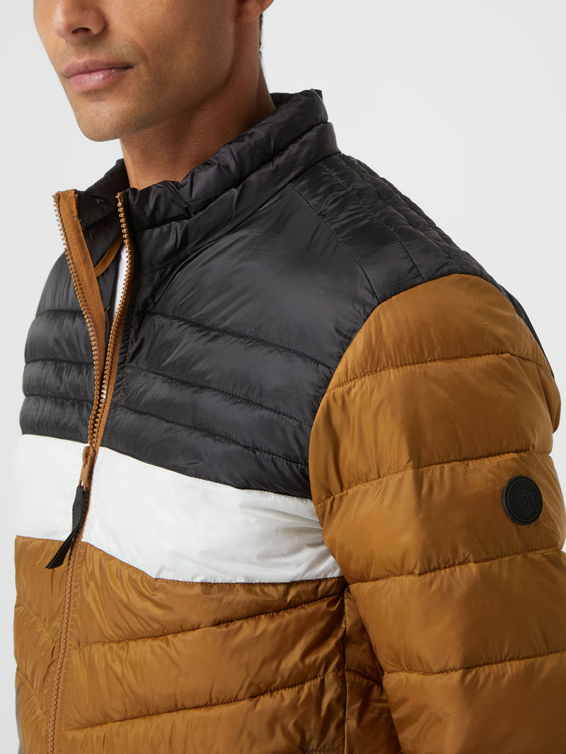 Jack & Jones Quilted jacket with stand-up collar in camel 12211788