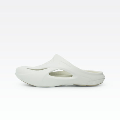 Peak Step Dry Canvas White DL420197-E384