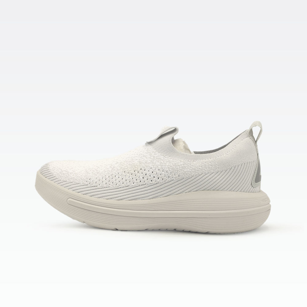 Peak Slip On Shoes White Flower Yarn ET42777J