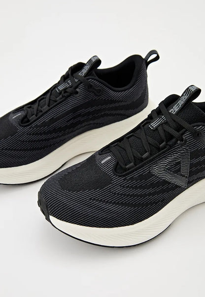 PEAK Women Training Shoe – Black / Off White et41228h