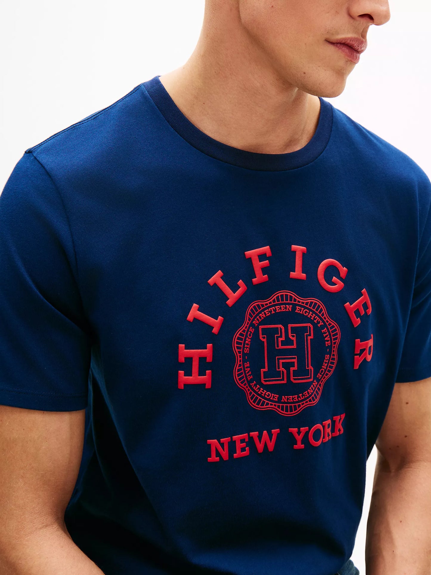 Hilfiger Arch Logo T-Shirt xm07703 400  bleu