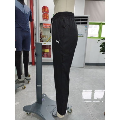 ESS Woven Pants op PUMA Black 692331-01